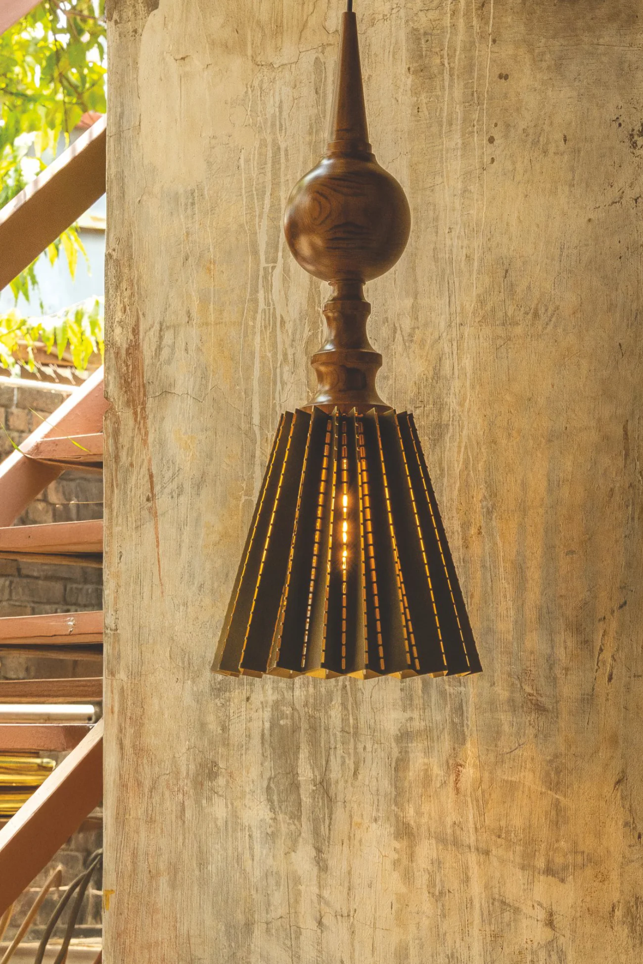 Timber Drop Hanging Light