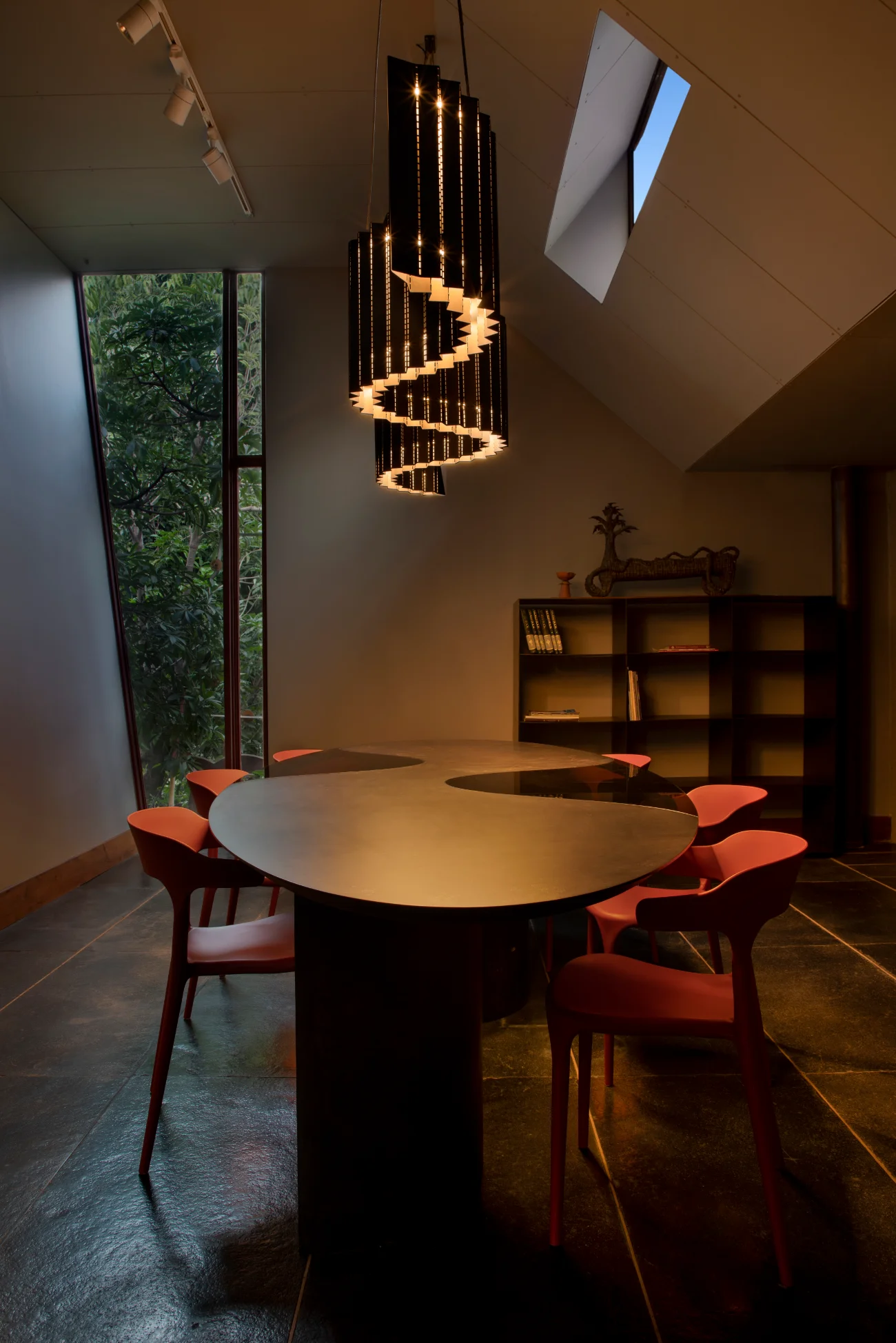 Serpentine Fix Hanging Light