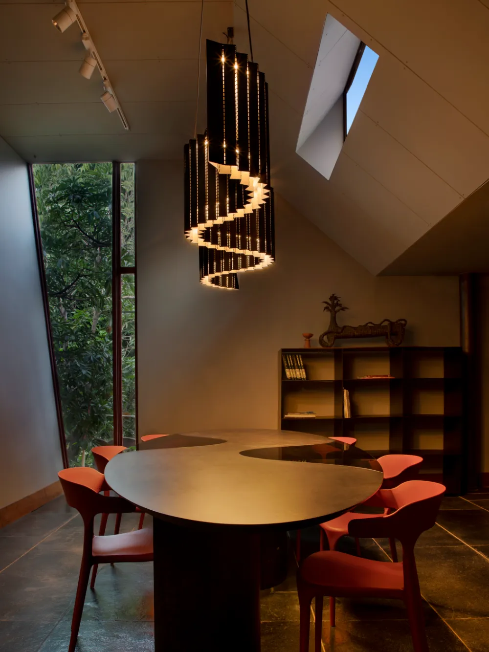 Serpentine Fix Hanging Light